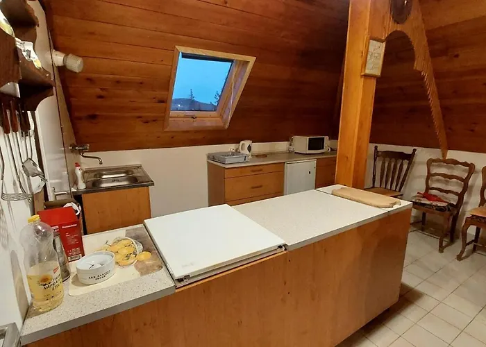 Varjas Apartament Ábrahámhegy