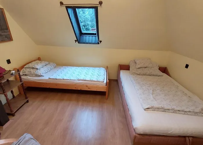 Apartament Varjas *